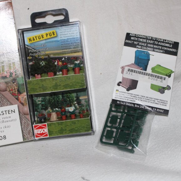 BUSCH Miniatures Lot - Outdoor Scene and Flowers "NEW" - Picture 5 of 8